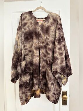 NWT Kantha Bae Aura Edit Tie-Dye Pareo Kantha Gaia Split Tunic One Size